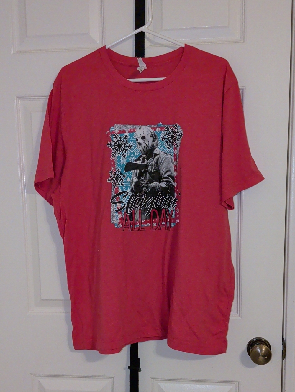 Friday the 13th Jason Voorhees Women's T-Shirt - Sleighin' All Day